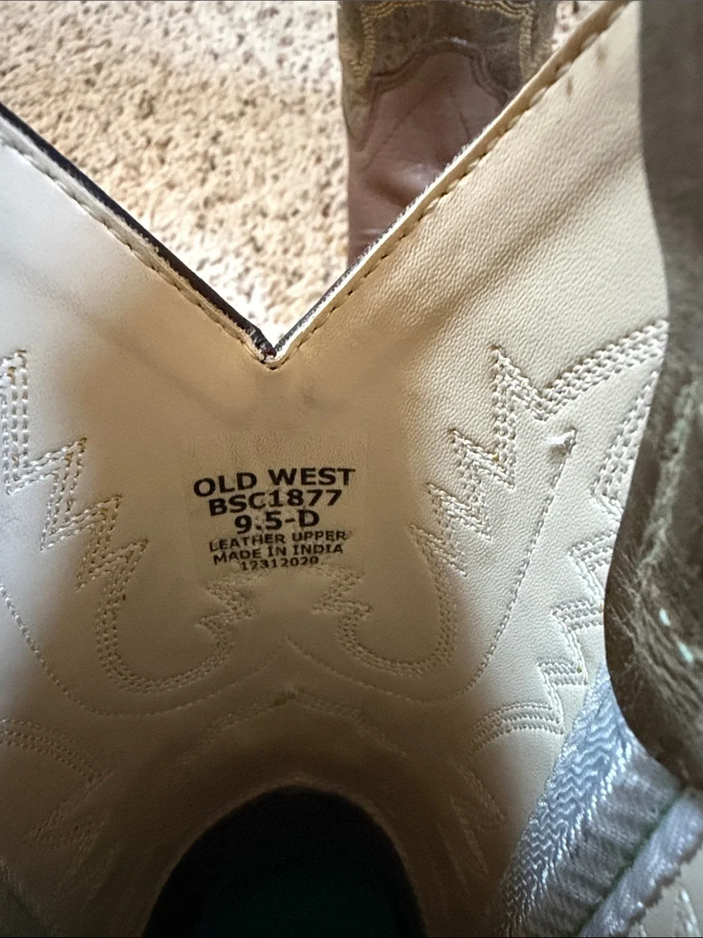 Old West little boys 9.5 D Cowboy Boots like new